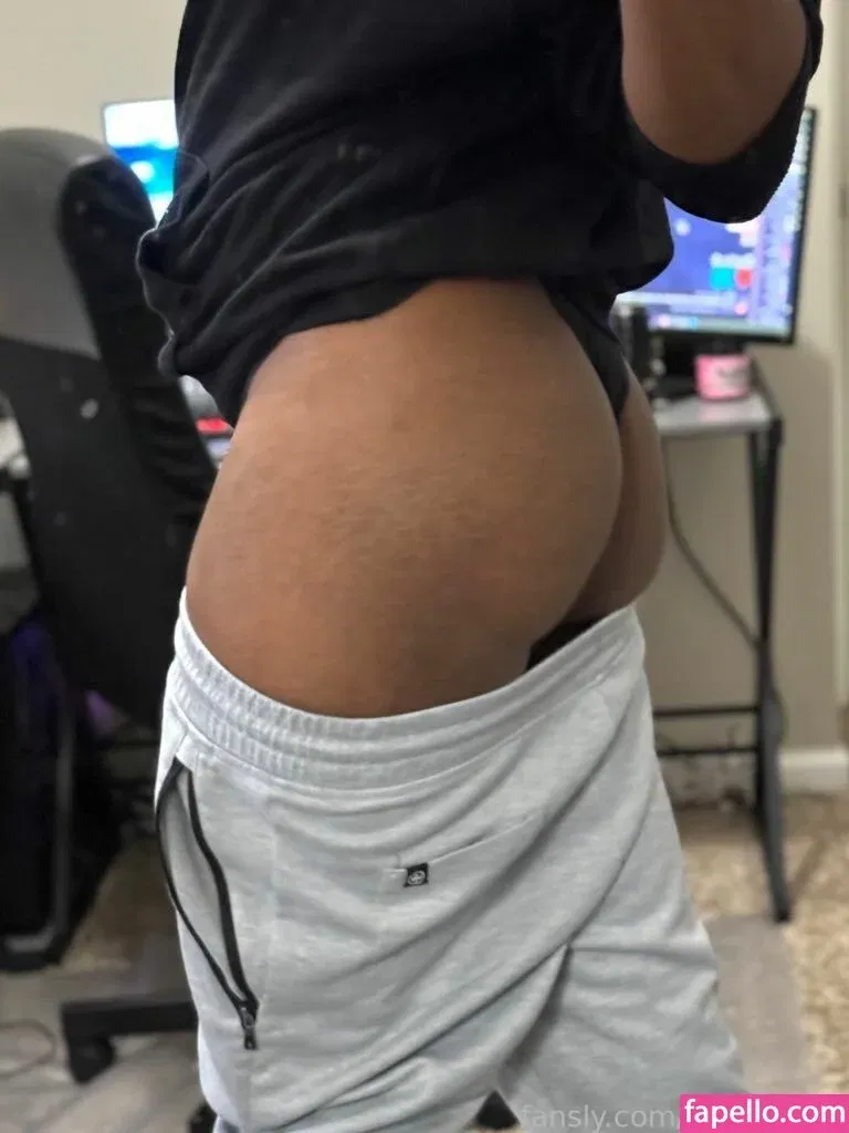 CyberLazu Onlyfans Photo Gallery 