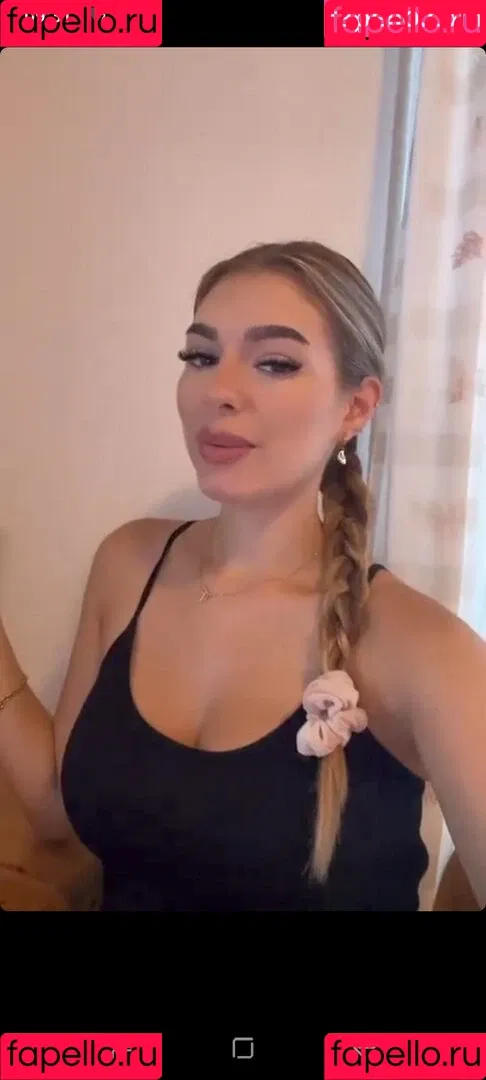 Fiona KJ Onlyfans Photo Gallery 