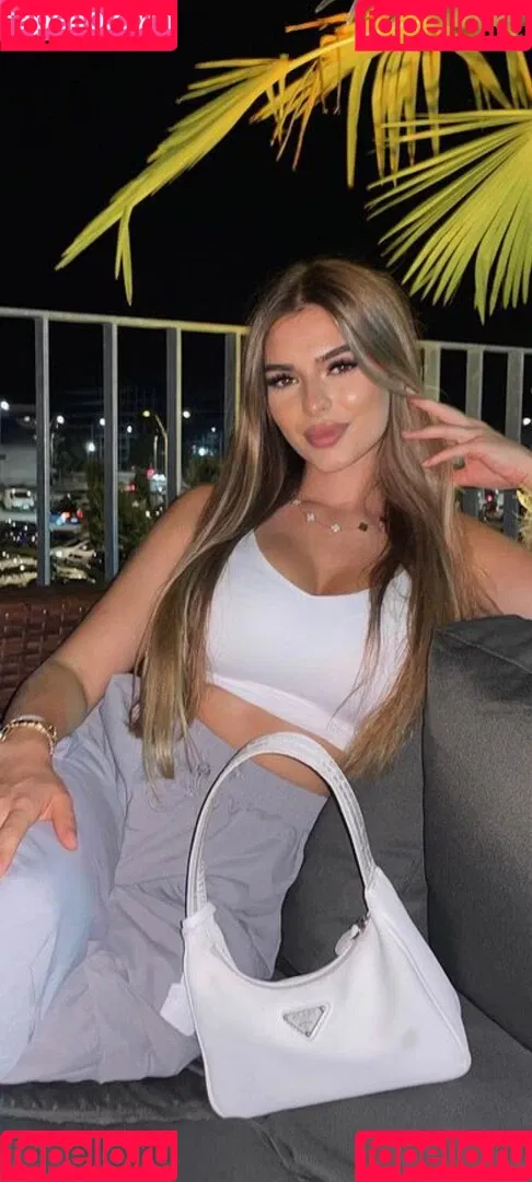 Fiona KJ Onlyfans Photo Gallery 