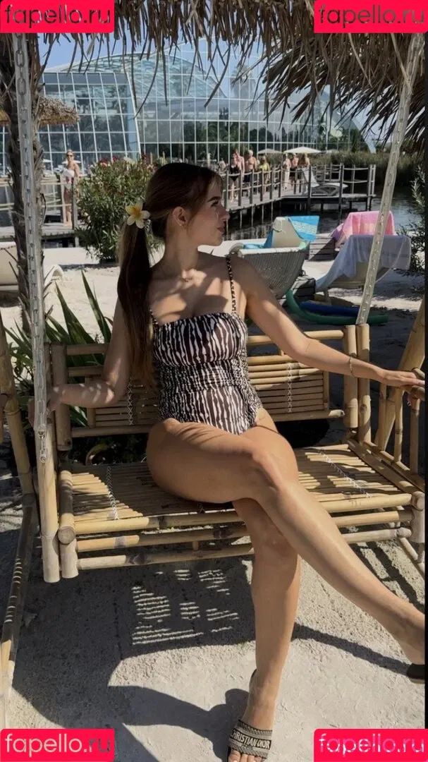 Fiona KJ Onlyfans Photo Gallery 