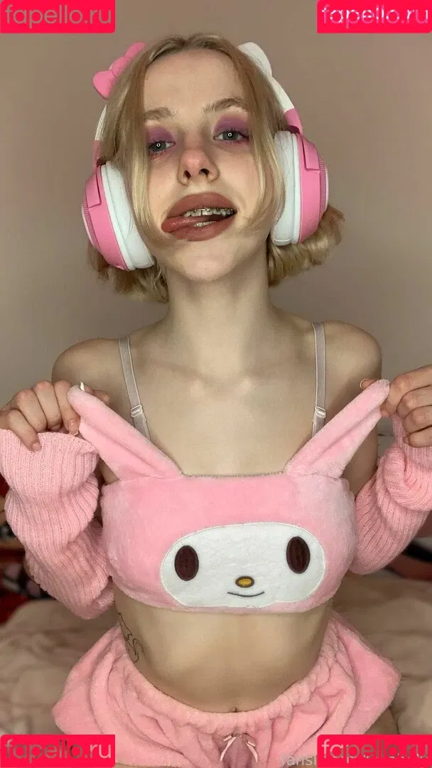 Lollaholy Onlyfans Photo Gallery 