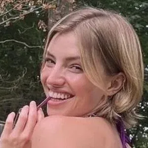 niamhadkins Onlyfans Photo Gallery 