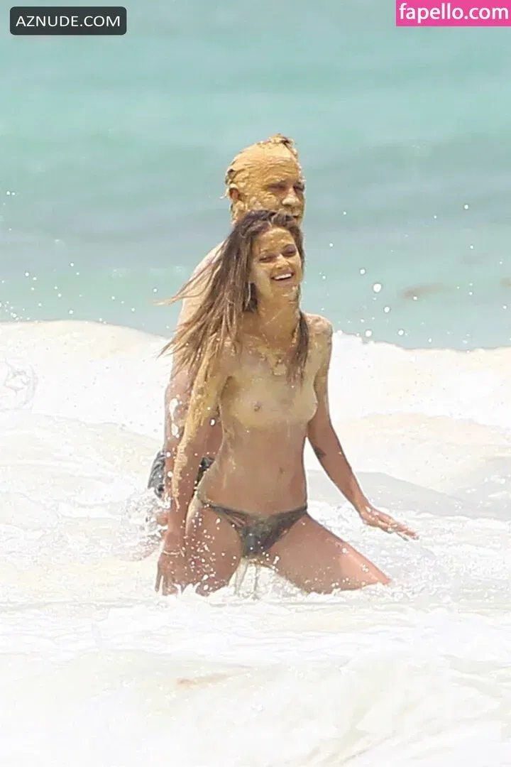 niamhadkins Onlyfans Photo Gallery 