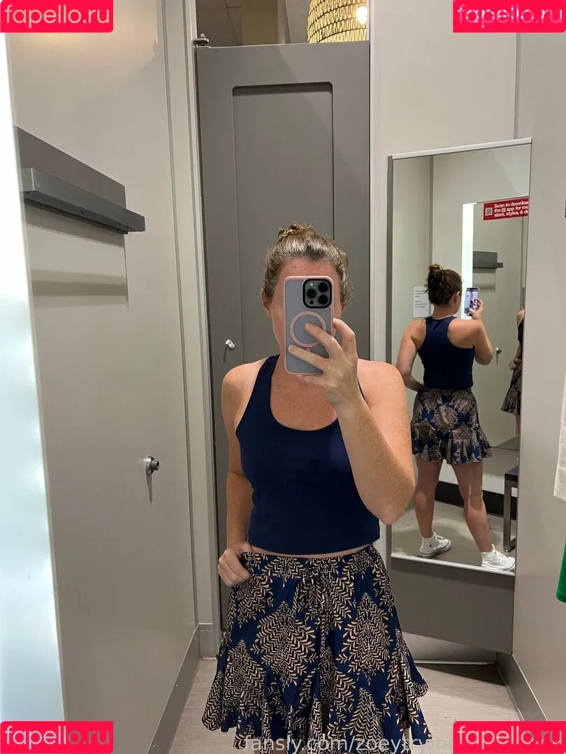 zoeytryingnewthings Onlyfans Photo Gallery 