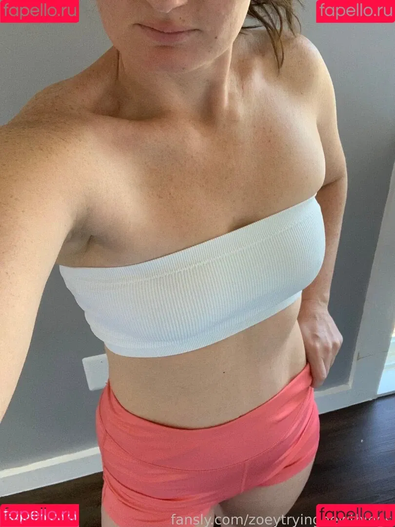 zoeytryingnewthings Onlyfans Photo Gallery 
