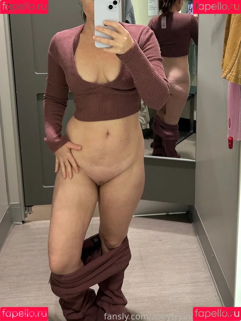 zoeytryingnewthings Onlyfans Photo Gallery 