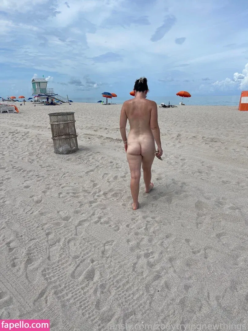 zoeytryingnewthings Onlyfans Photo Gallery 