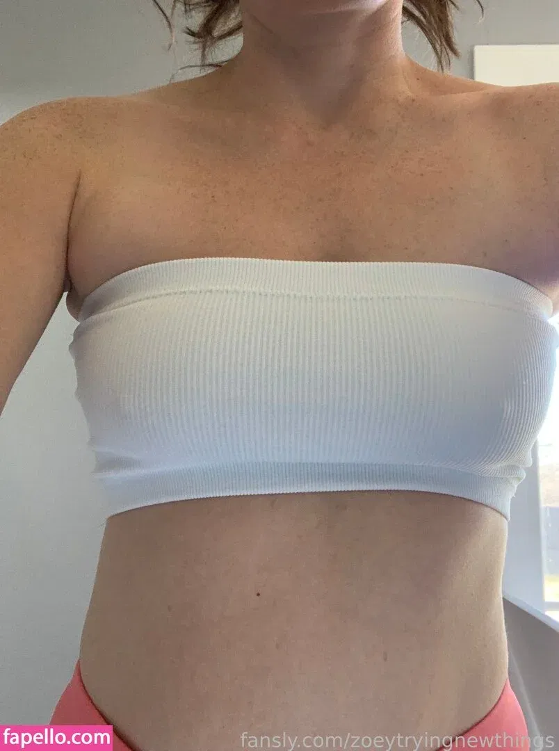 zoeytryingnewthings Onlyfans Photo Gallery 