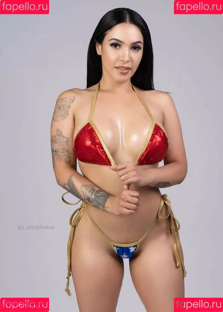 Minitinahfanclubbr Onlyfans Photo Gallery 