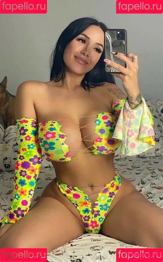 Minitinahfanclubbr Onlyfans Photo Gallery 