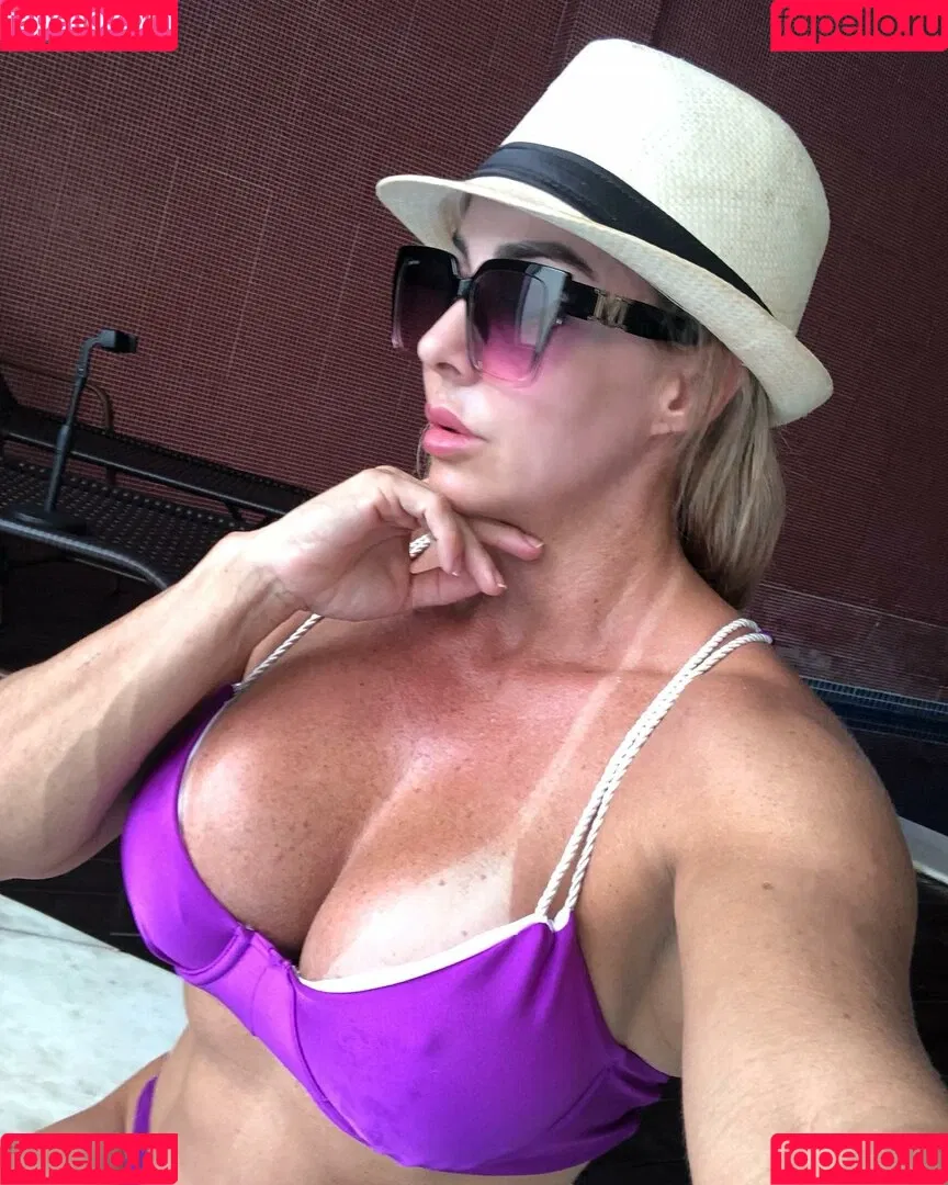 Megas Mega Onlyfans Photo Gallery 