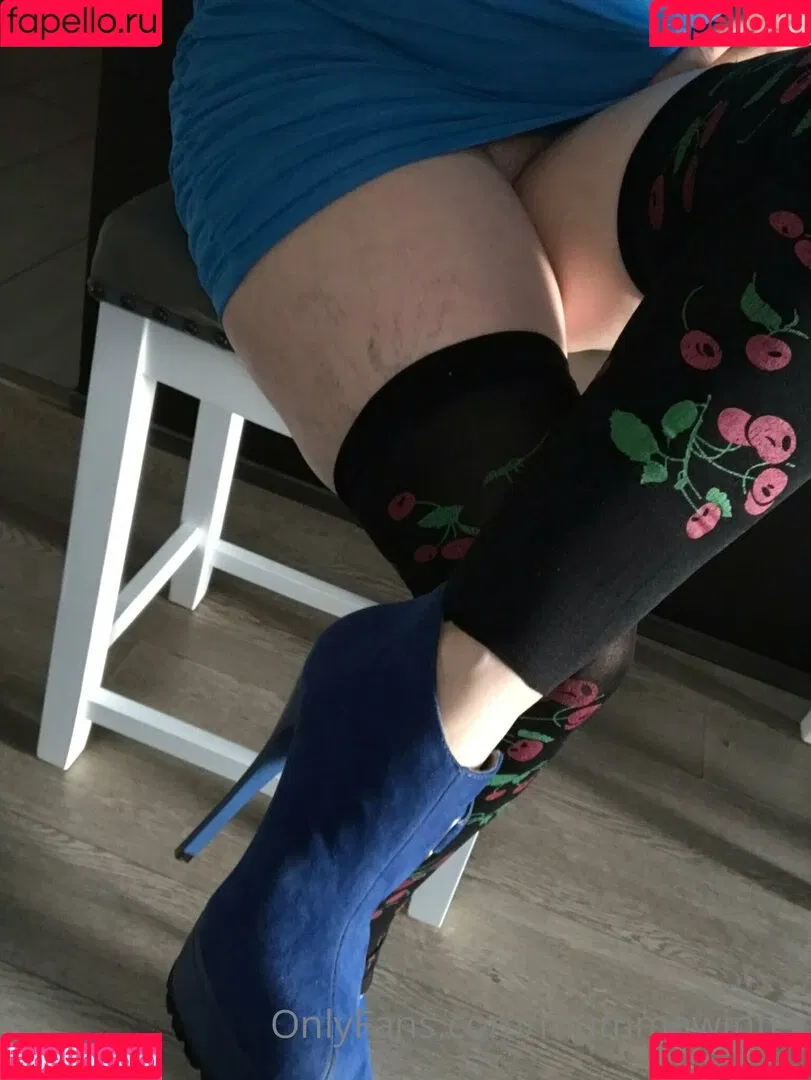 mummawinter Onlyfans Photo Gallery 