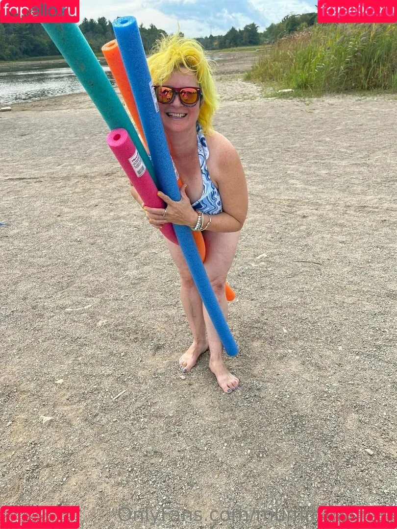mummawinter Onlyfans Photo Gallery 