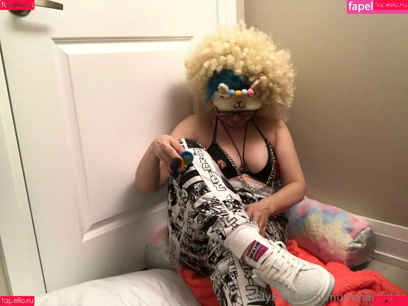 mummawinter Onlyfans Photo Gallery 