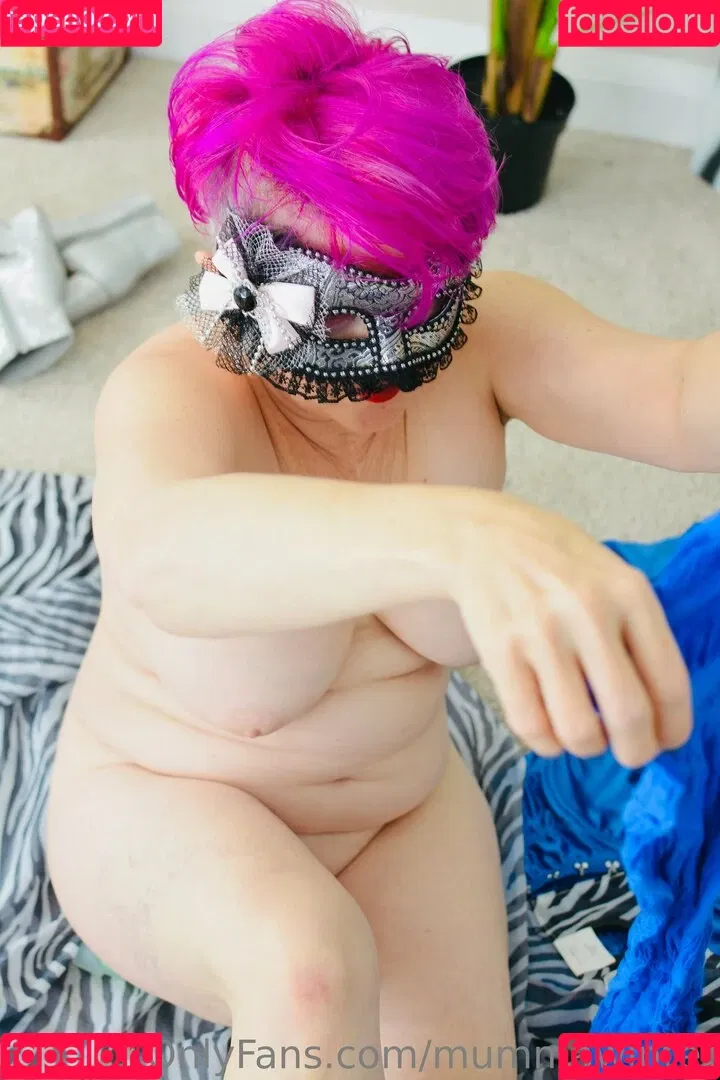 mummawinter Onlyfans Photo Gallery 