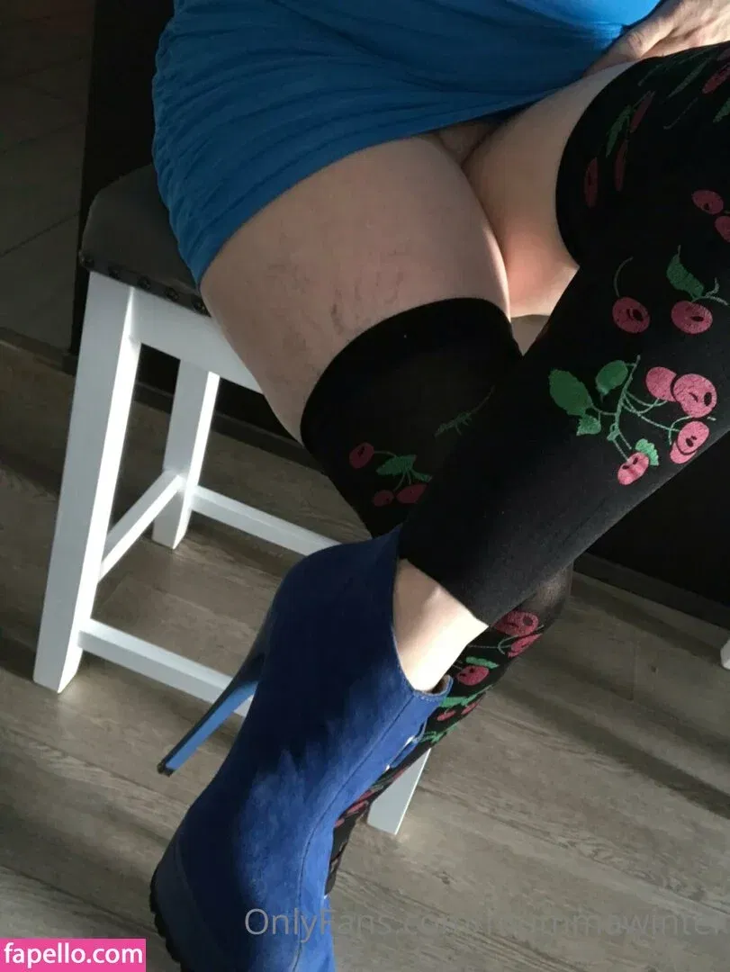 mummawinter Onlyfans Photo Gallery 