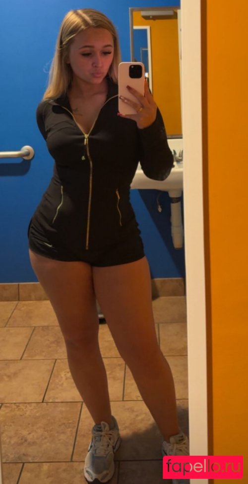 Hannah Poolle Nude Onlyfans Photo 6