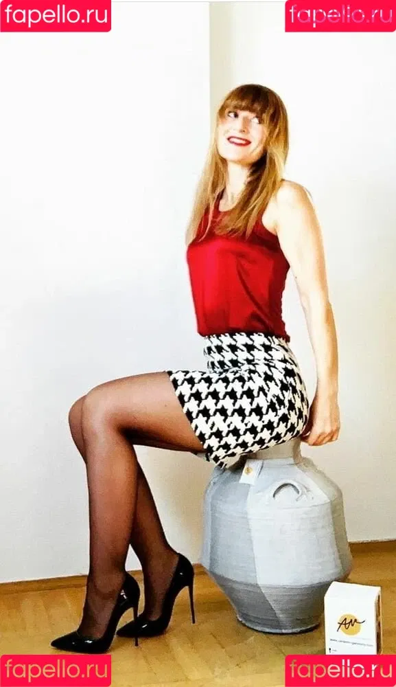 Anne Werner Onlyfans Photo Gallery 