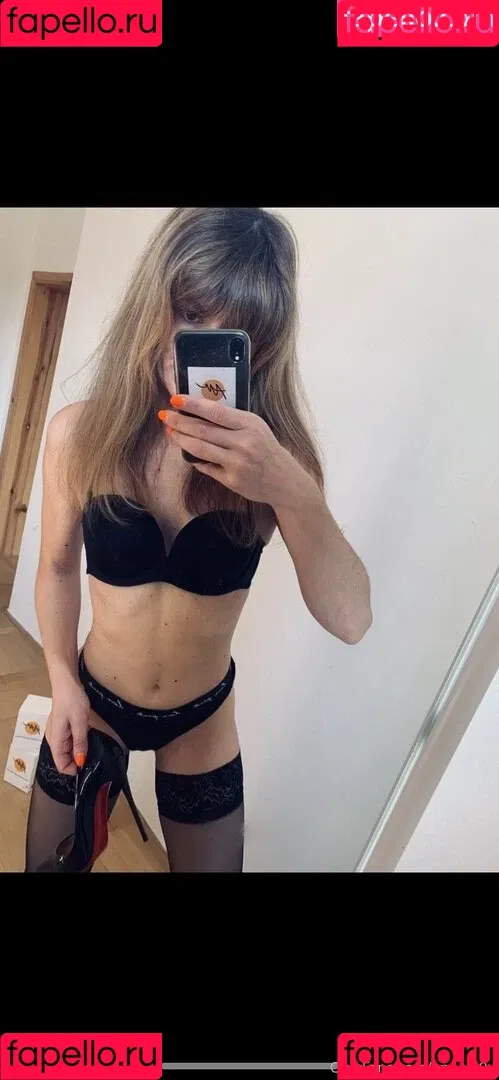 Anne Werner Onlyfans Photo Gallery 