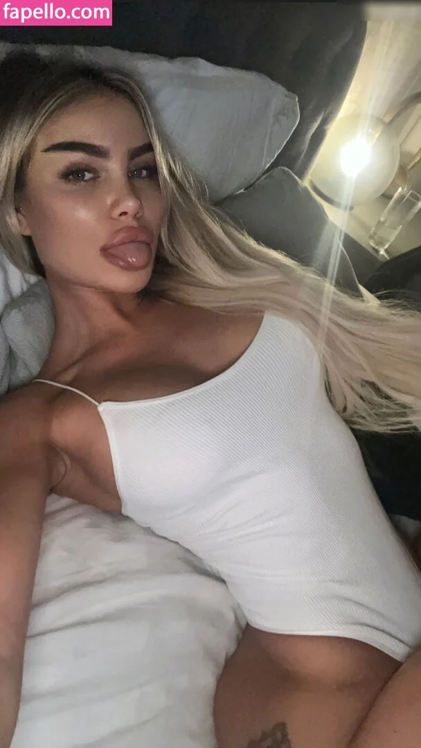 Icy.bebe Onlyfans Photo Gallery 