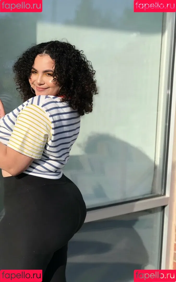 Deanelizyunes Onlyfans Photo Gallery 