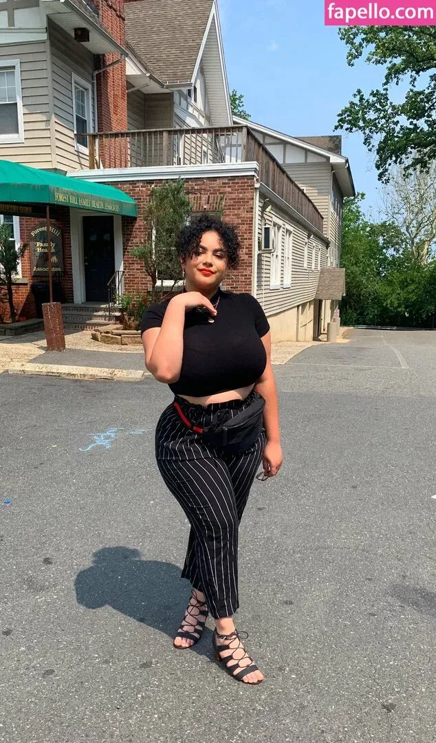 Deanelizyunes Onlyfans Photo Gallery 