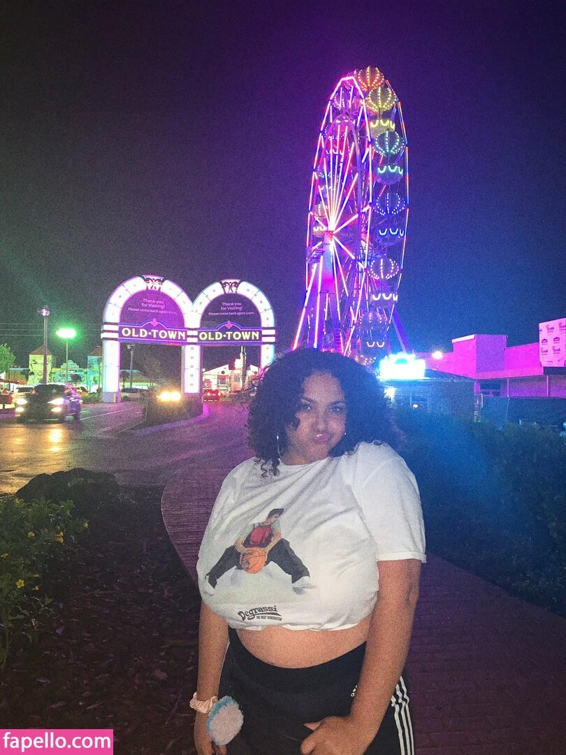 Deanelizyunes Onlyfans Photo Gallery 