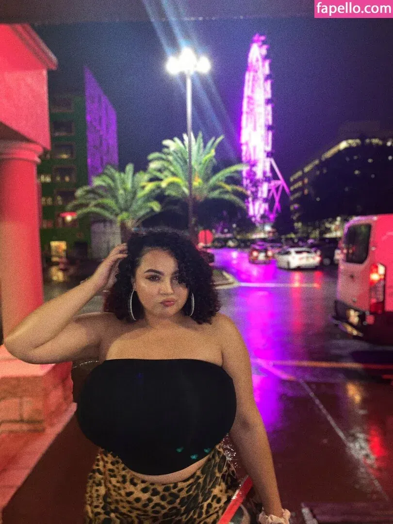 Deanelizyunes Onlyfans Photo Gallery 