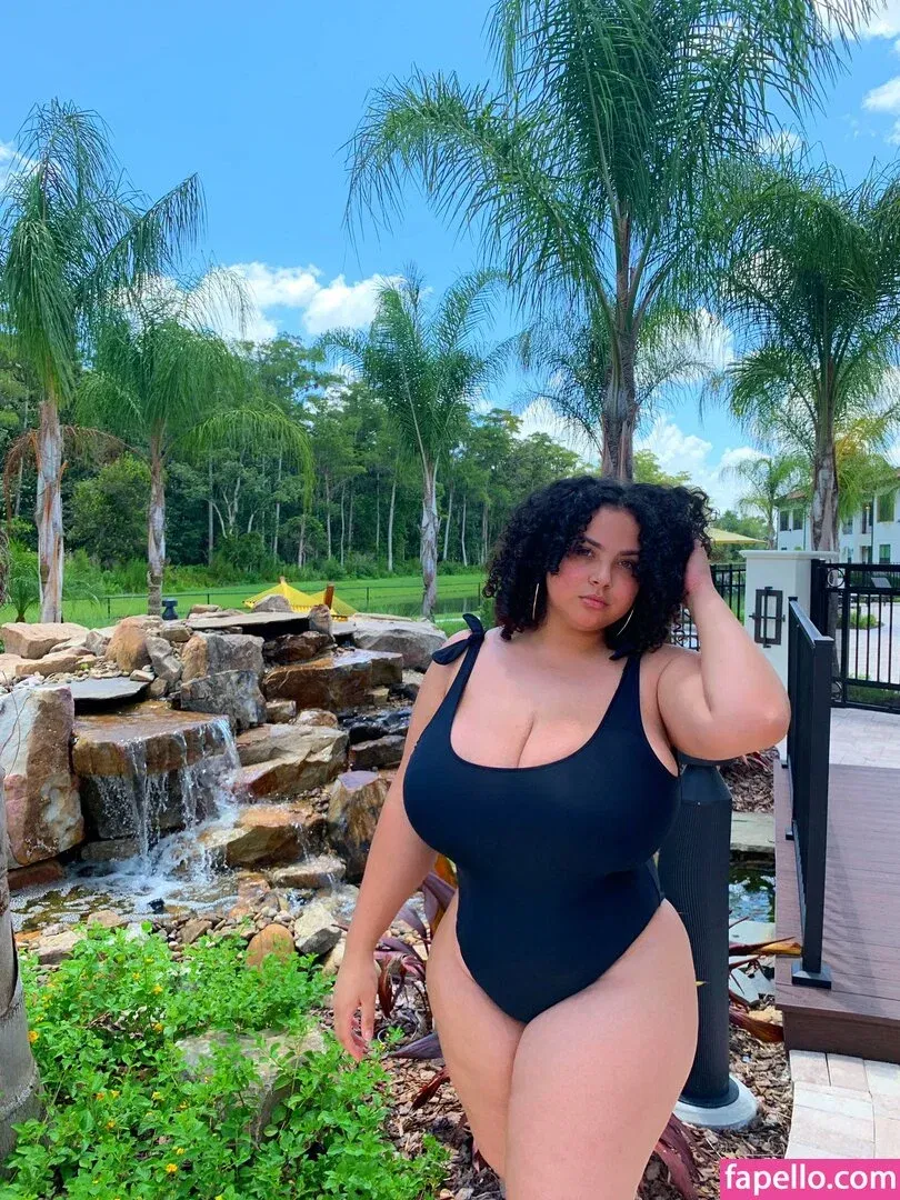 Deanelizyunes Onlyfans Photo Gallery 