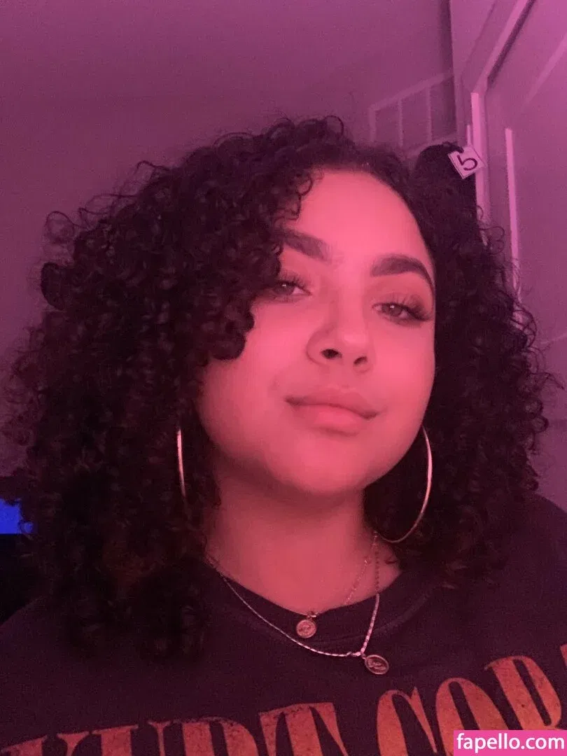 Deanelizyunes Onlyfans Photo Gallery 