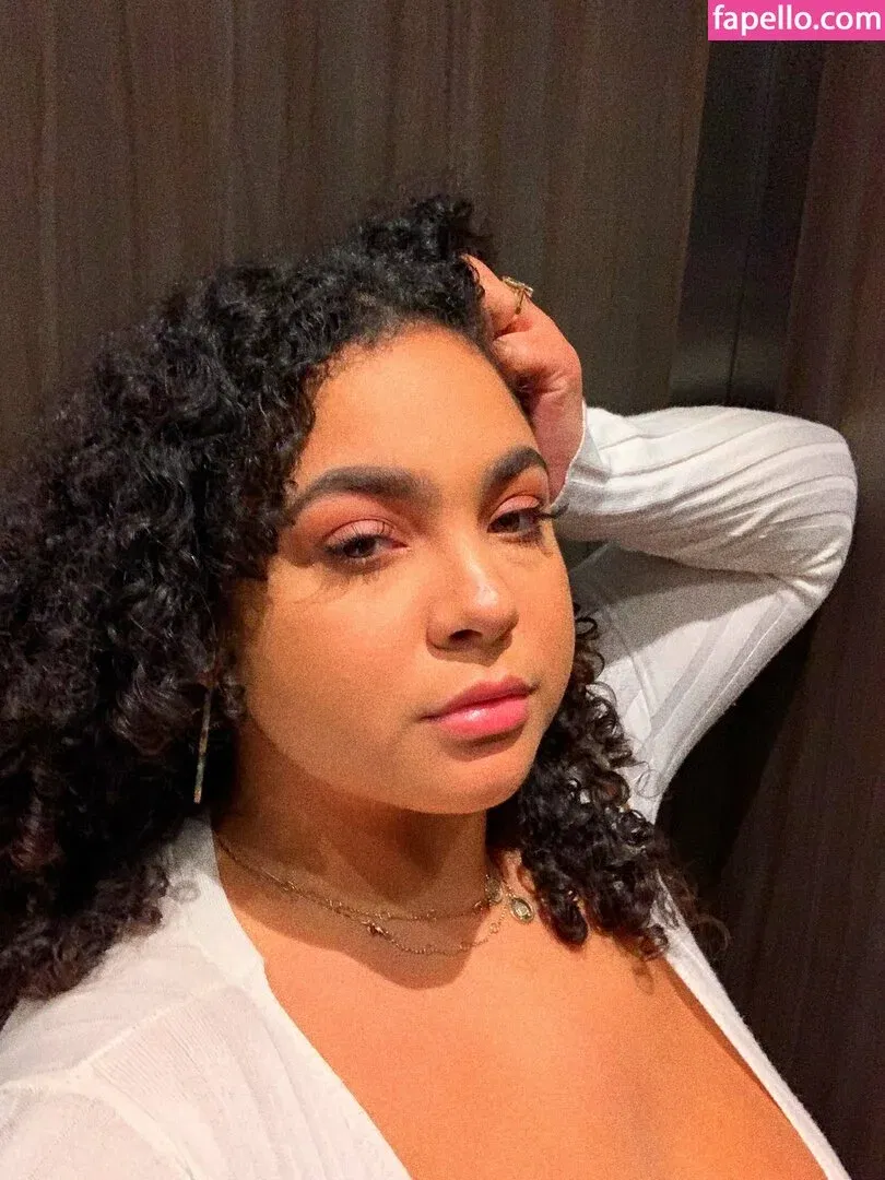 Deanelizyunes Onlyfans Photo Gallery 