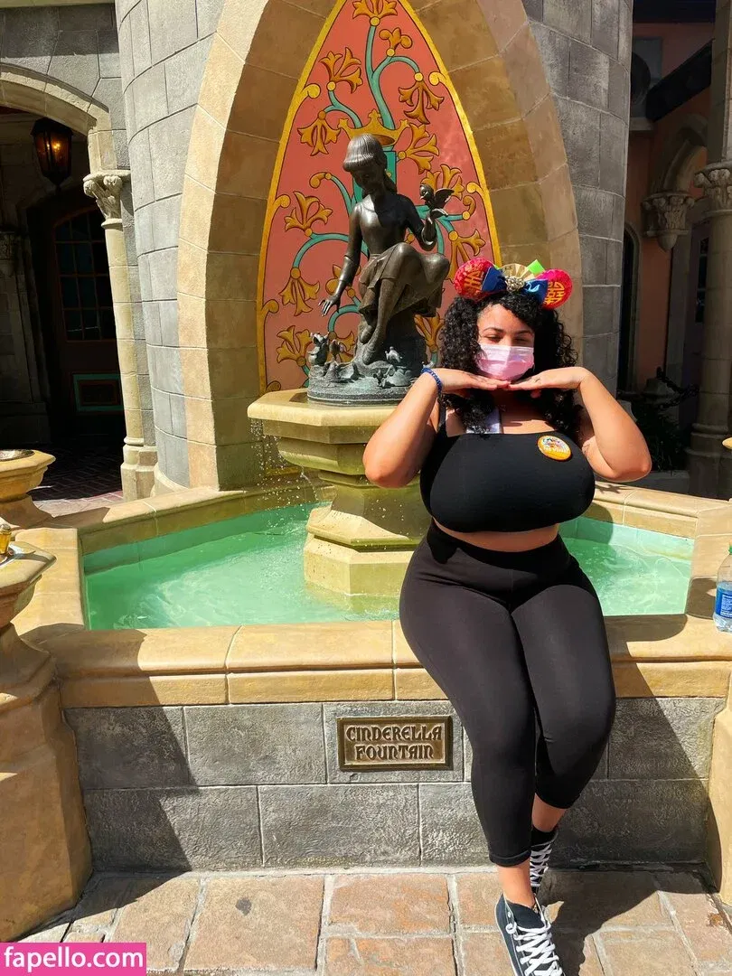 Deanelizyunes Onlyfans Photo Gallery 