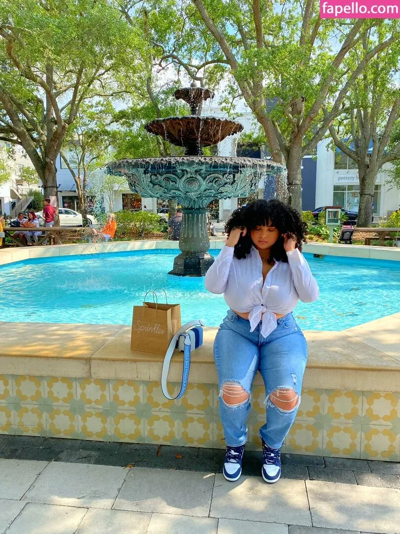 Deanelizyunes Onlyfans Photo Gallery 