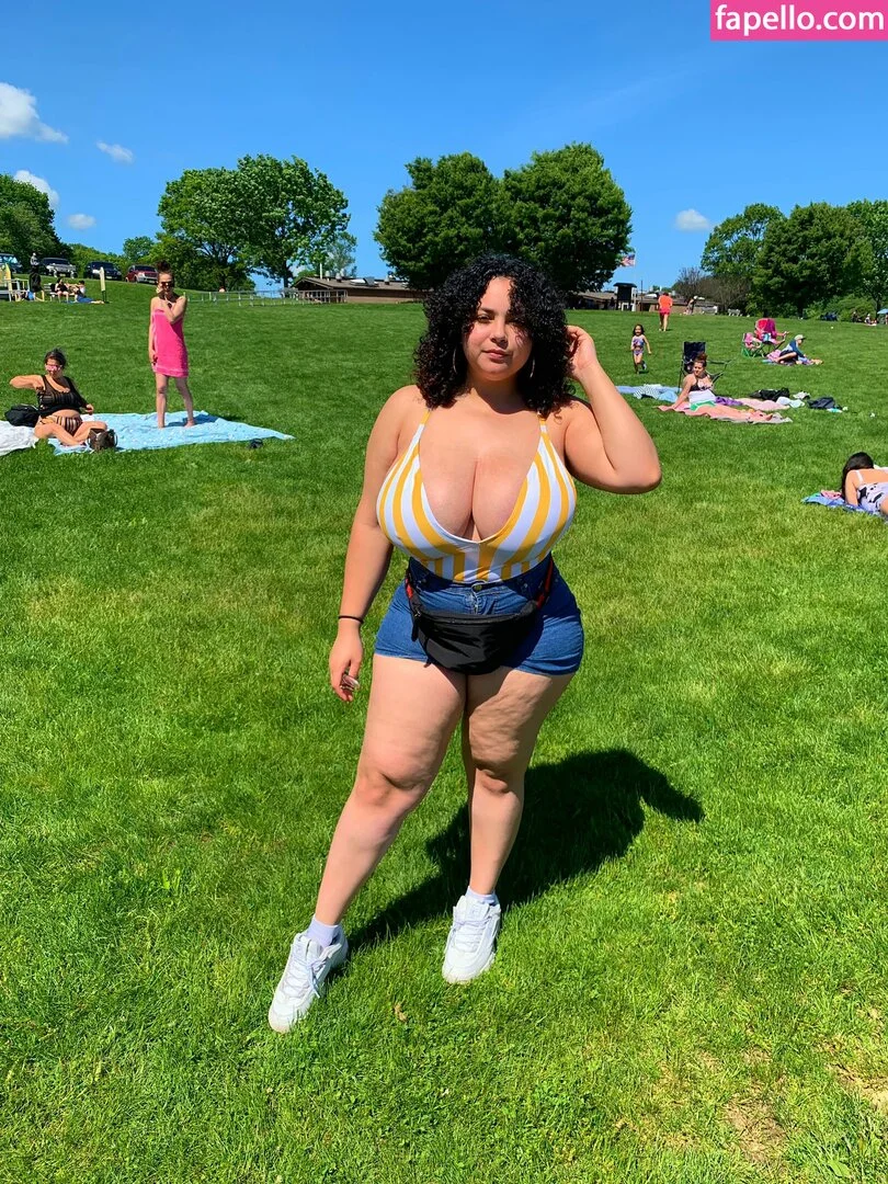 Deanelizyunes Onlyfans Photo Gallery 