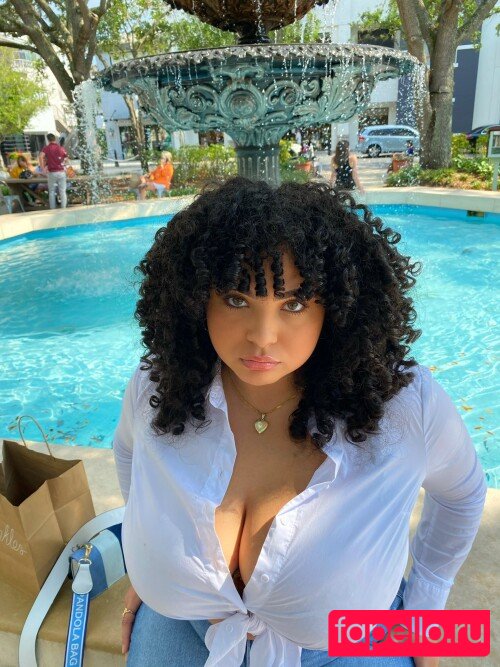 Deanelizyunes Nude Onlyfans Photo 14