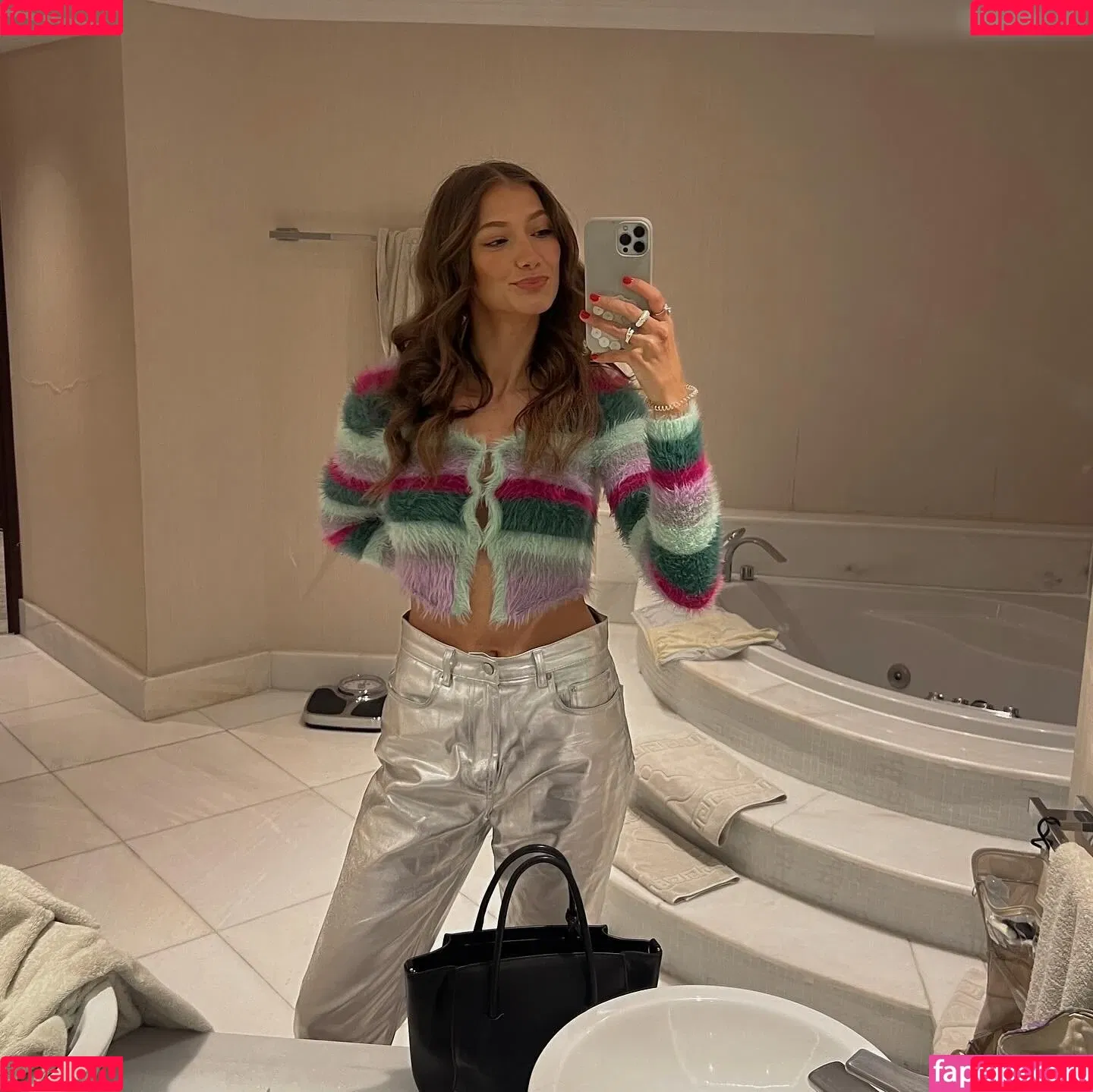 Leony Burger Onlyfans Photo Gallery 