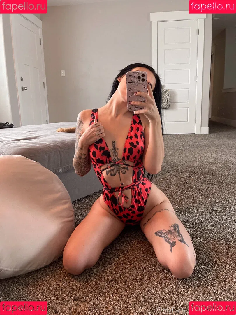 Madie Ray Onlyfans Photo Gallery 