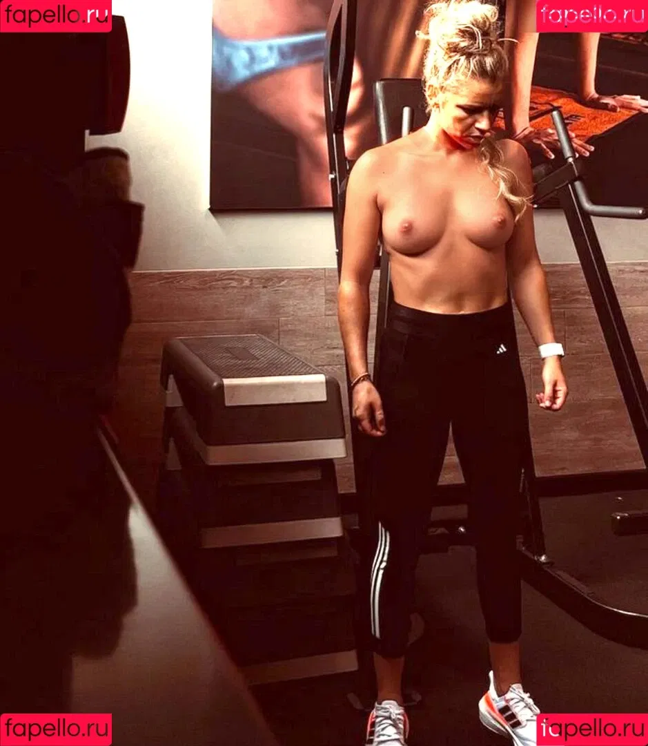 DFB Damen Onlyfans Photo Gallery 