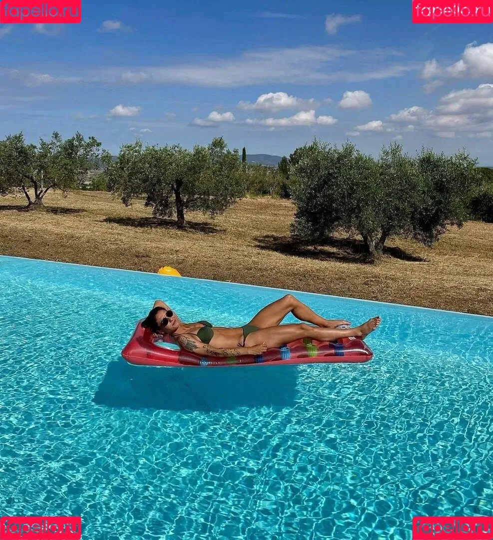 DFB Damen Onlyfans Photo Gallery 
