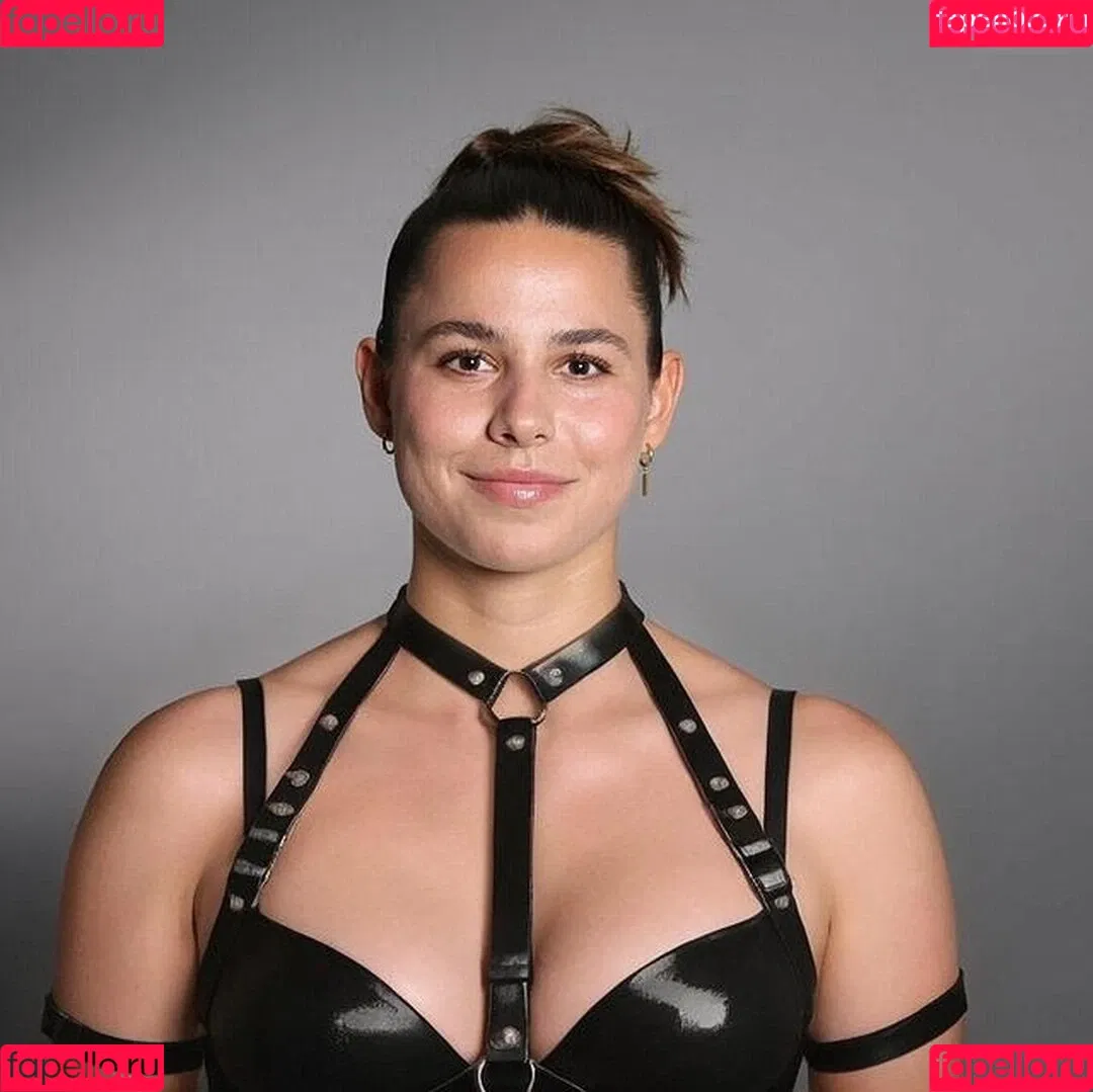 DFB Damen Onlyfans Photo Gallery 