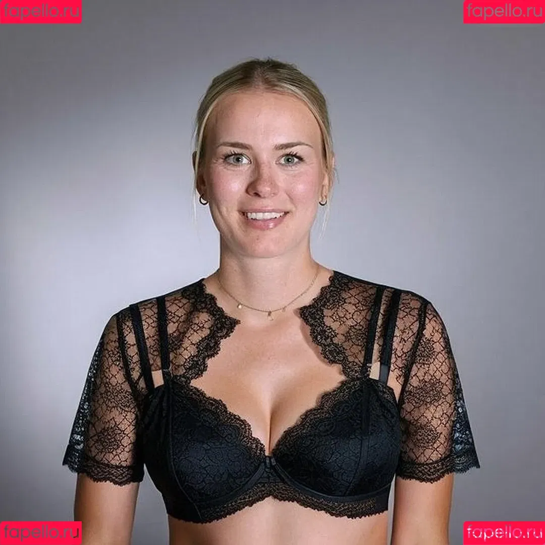 DFB Damen Onlyfans Photo Gallery 