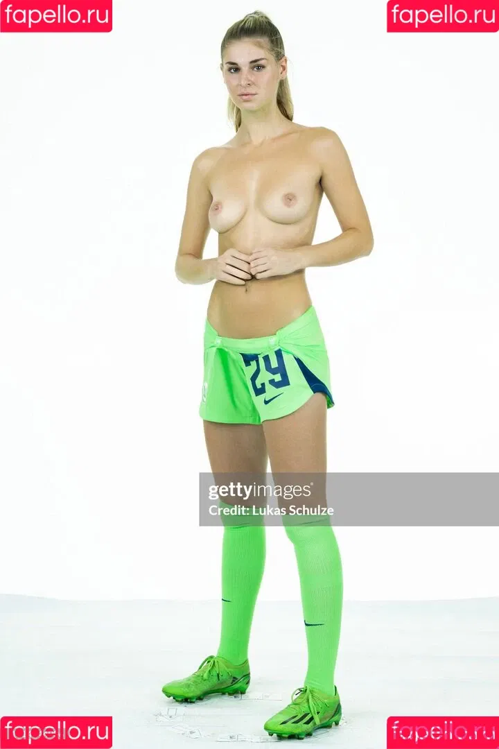 DFB Damen Onlyfans Photo Gallery 