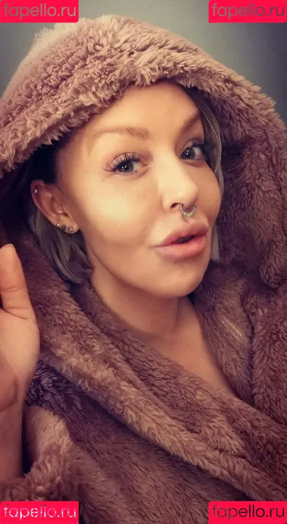 CaraWilder Onlyfans Photo Gallery 