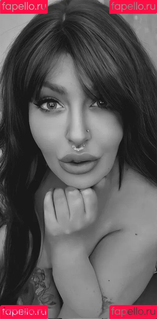 CaraWilder Onlyfans Photo Gallery 