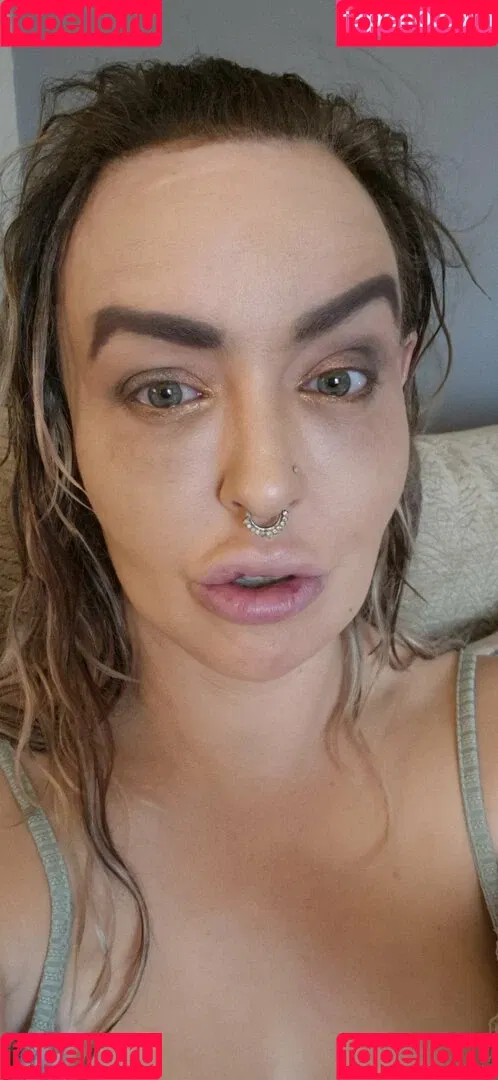 CaraWilder Onlyfans Photo Gallery 