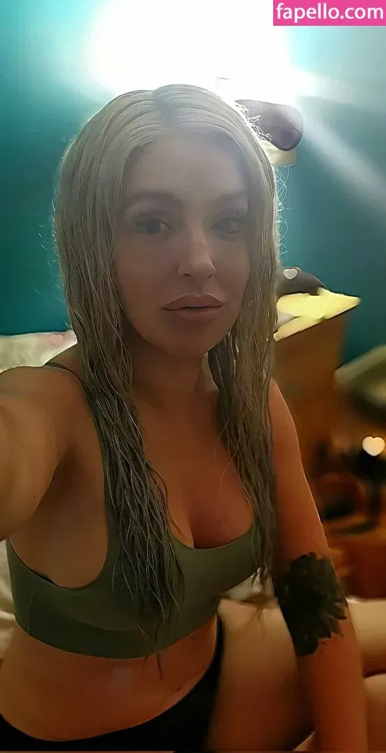 CaraWilder Onlyfans Photo Gallery 