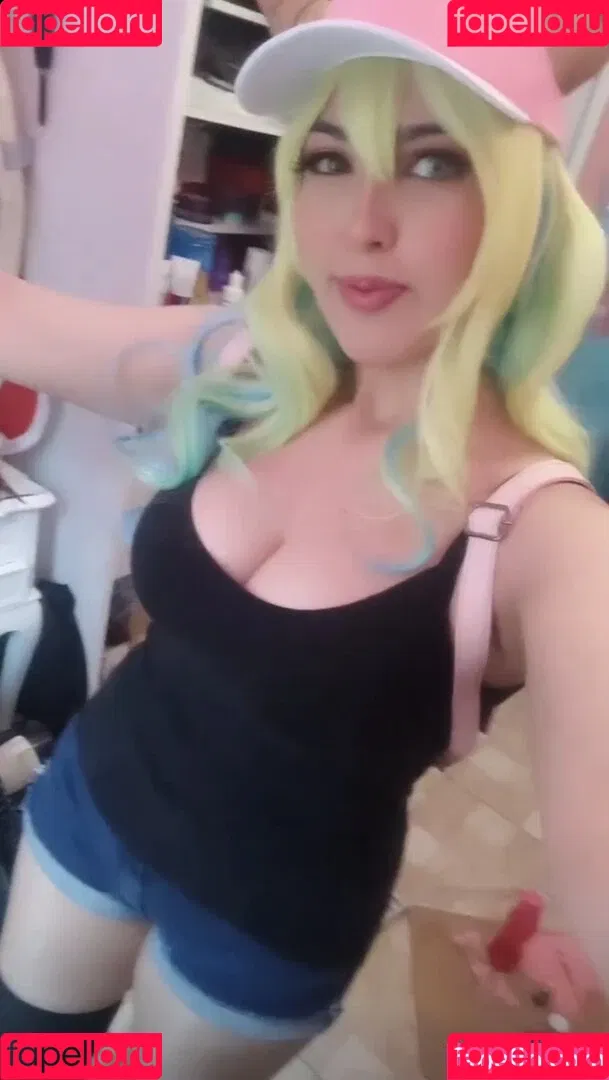 michiisdiary Onlyfans Photo Gallery 
