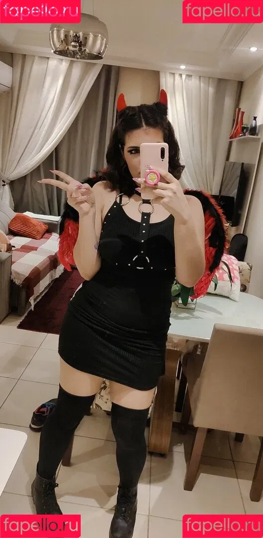 michiisdiary Onlyfans Photo Gallery 