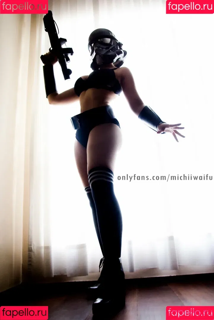 michiisdiary Onlyfans Photo Gallery 