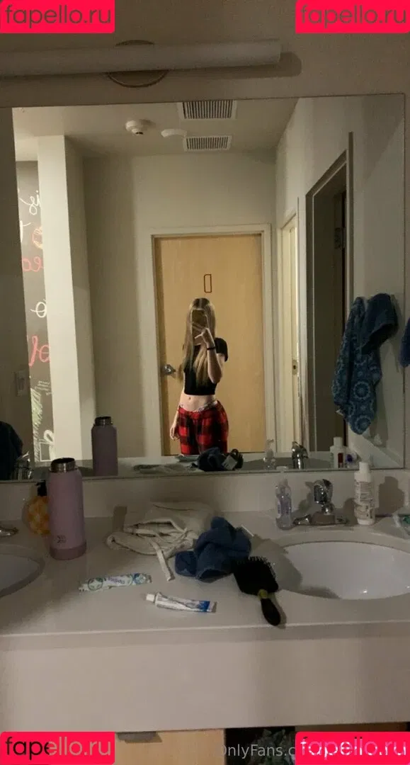 mileyeilish Onlyfans Photo Gallery 